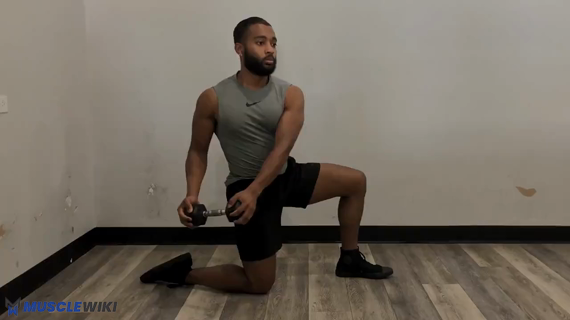 https://media.musclewiki.com/media/uploads/og-male-dumbbell-half-kneeling-wood-chopper-side.png